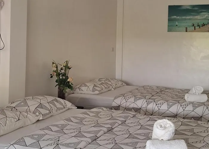 Mirka's Gjestgiverier Santa Fe (Cebu)